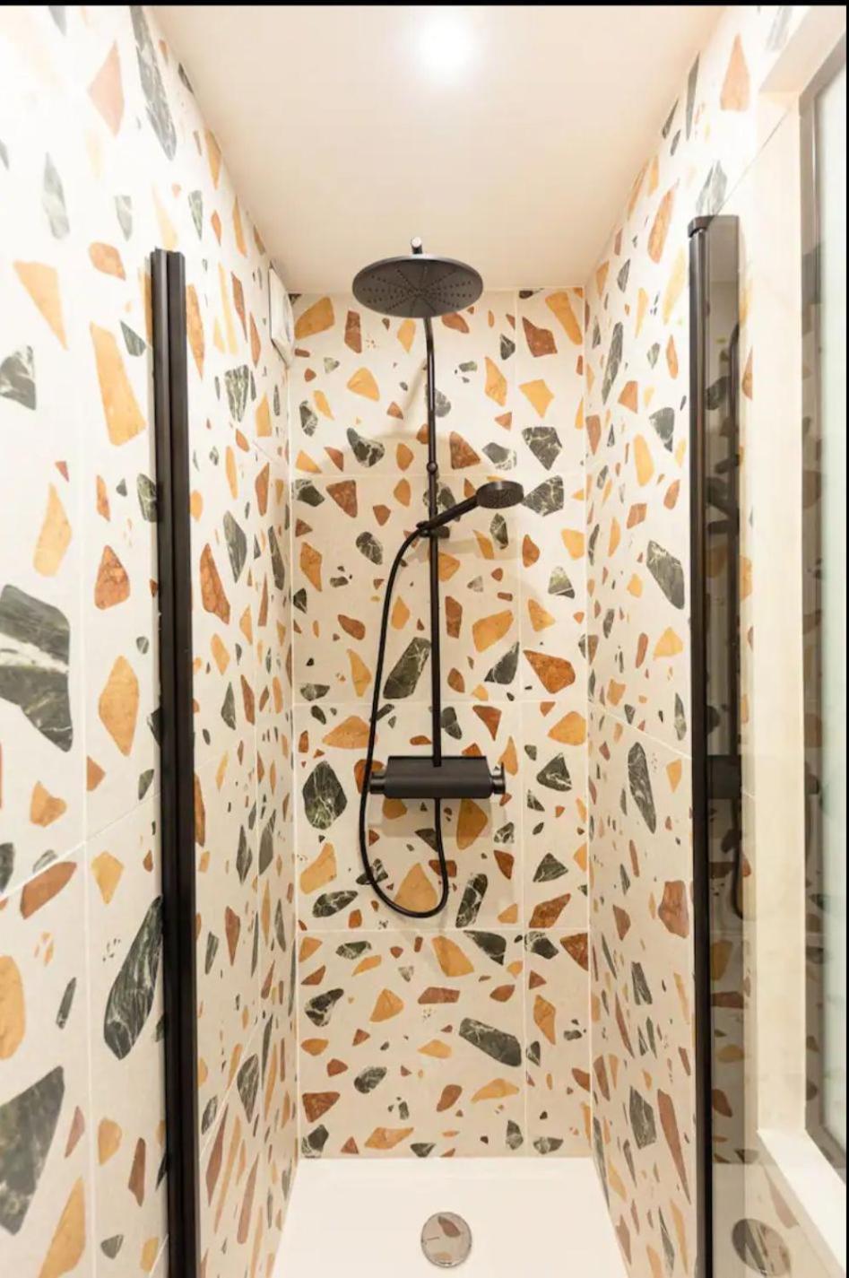 The California Paris Apartment *